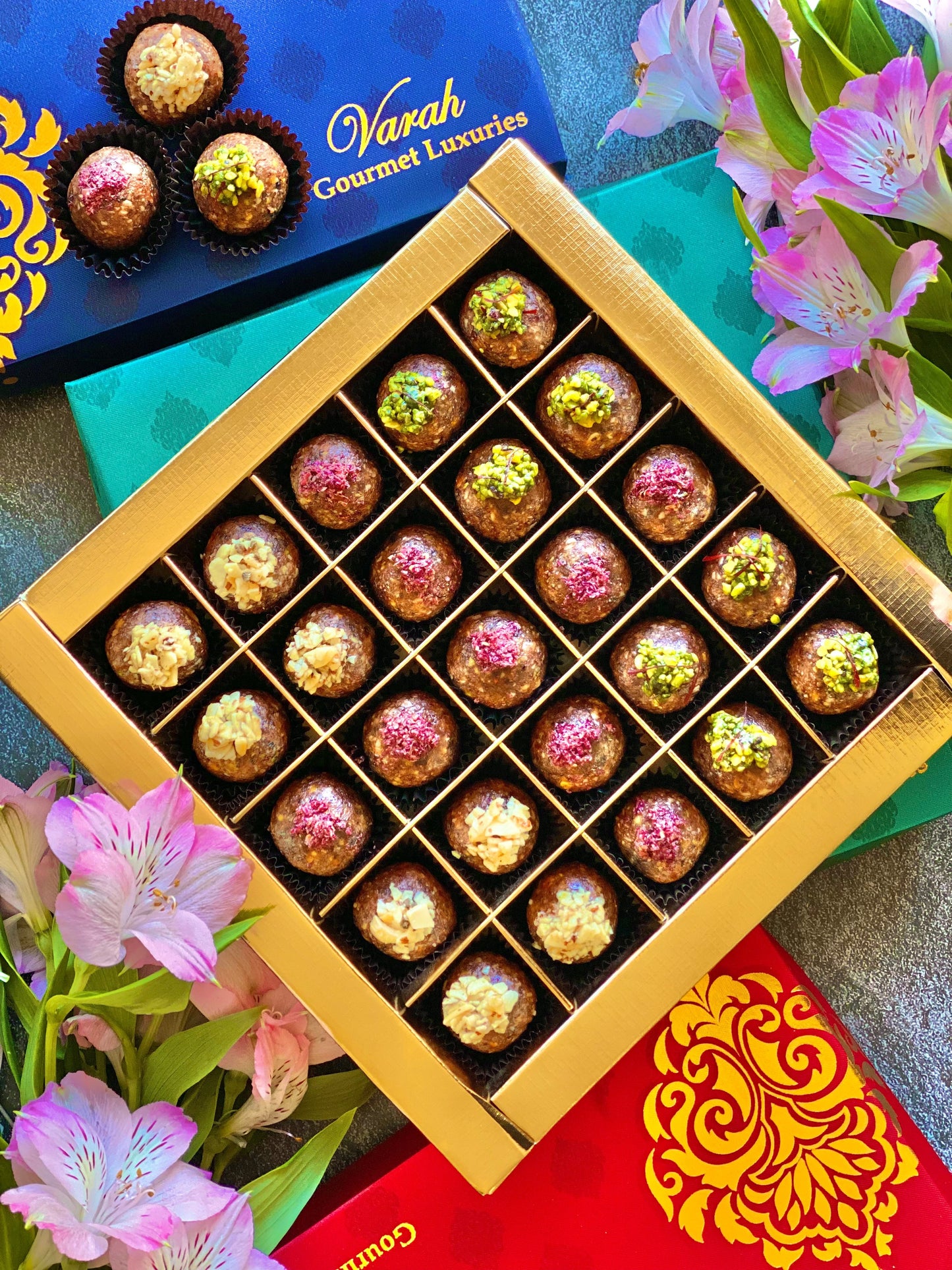 25 Piece Paan Bites in a gold foiled gift box with a satin silk finish