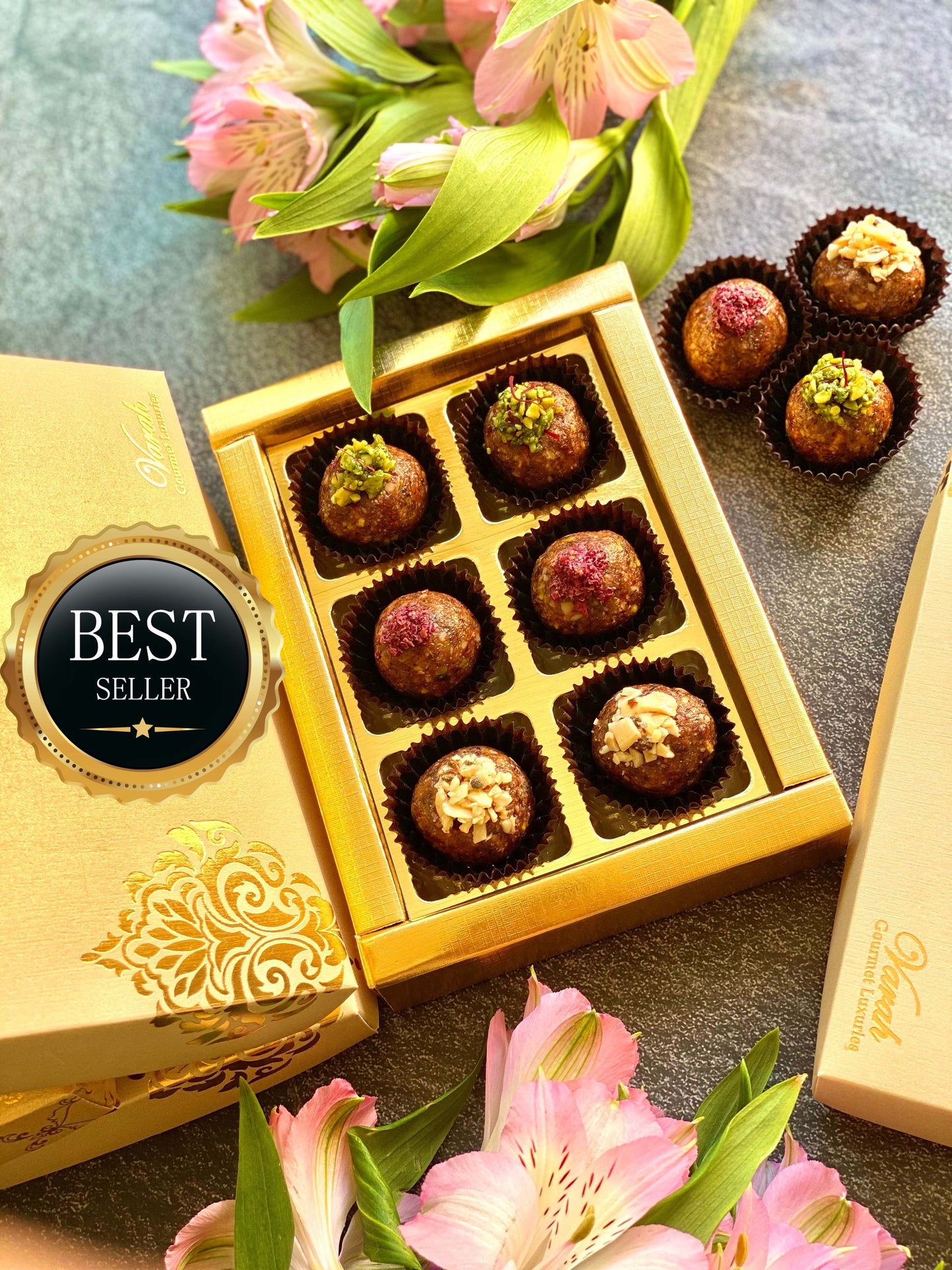 6 Paan Bites in a gold foiled gift box